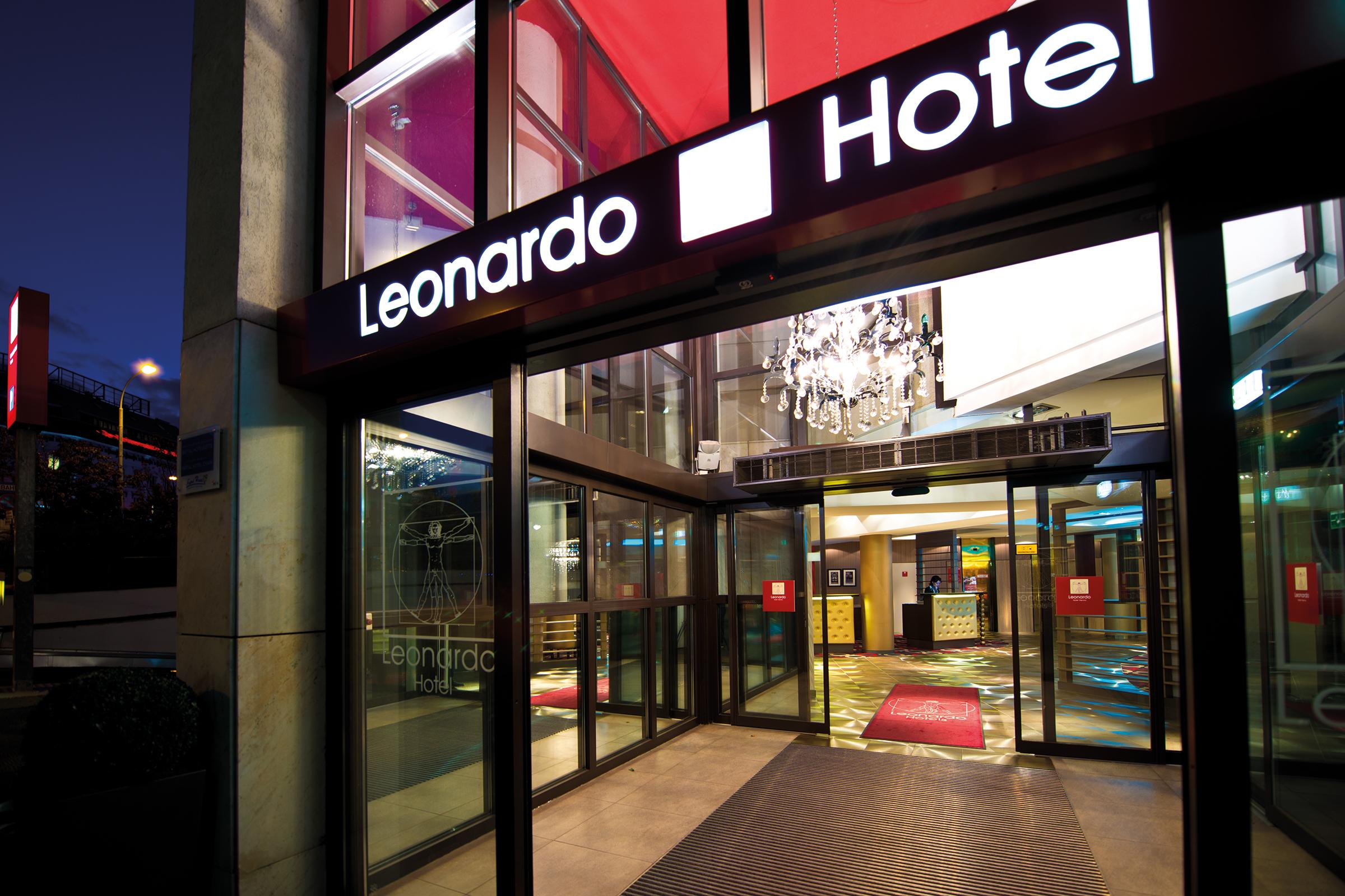 Leonardo Vienna Westbahnhof Hotel Exterior photo Leonardo Hotel